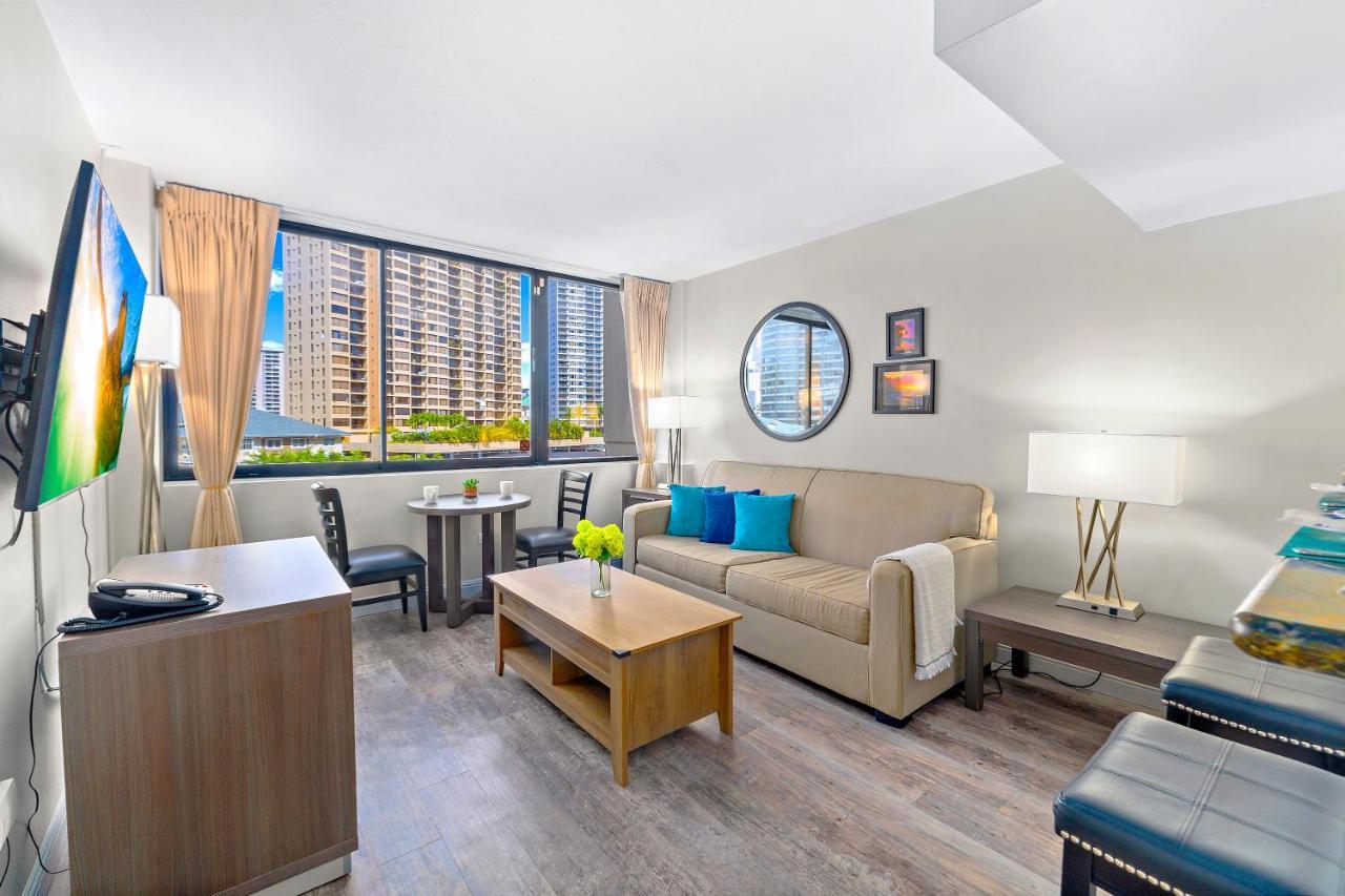 Renovated With City View At Aqua Palms Waikiki Honolulu Zewnętrze zdjęcie