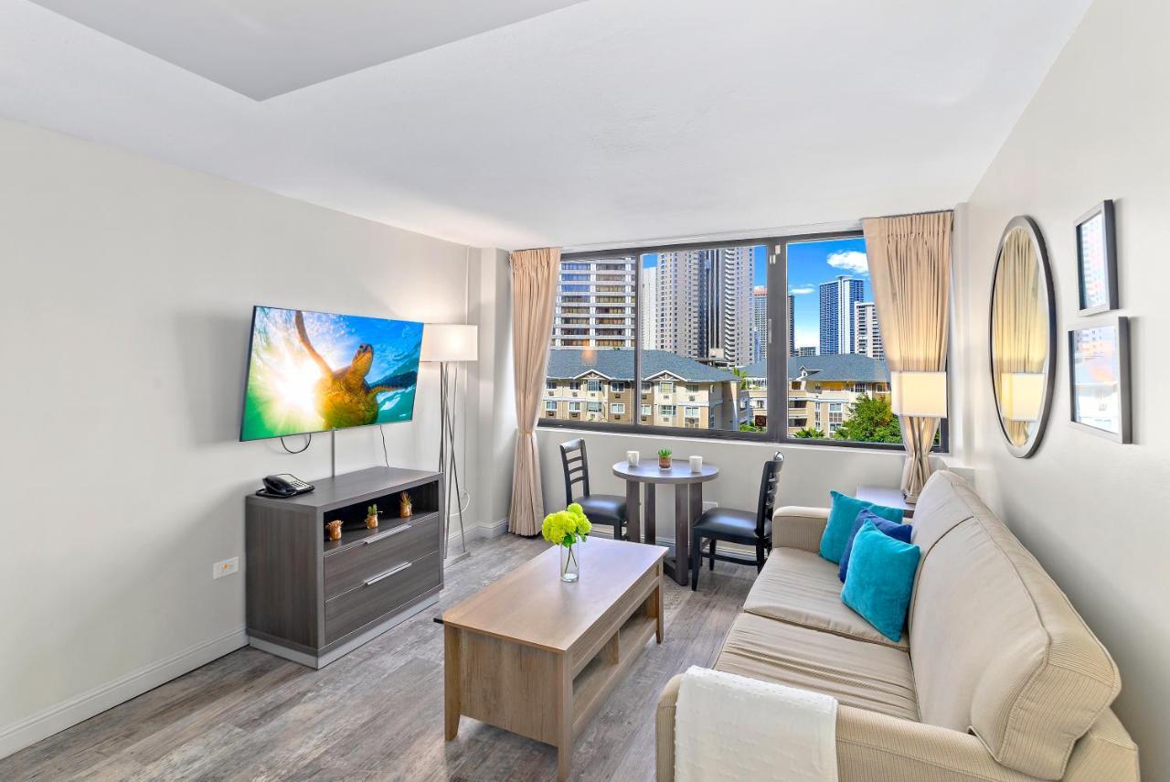 Renovated With City View At Aqua Palms Waikiki Honolulu Zewnętrze zdjęcie