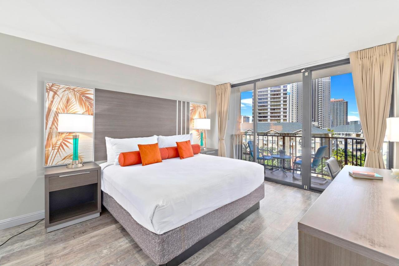 Renovated With City View At Aqua Palms Waikiki Honolulu Zewnętrze zdjęcie