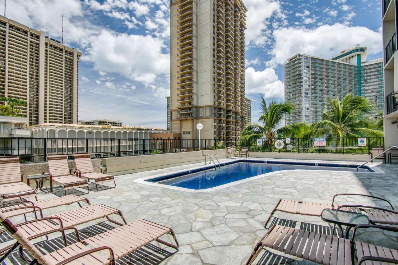 Renovated With City View At Aqua Palms Waikiki Honolulu Zewnętrze zdjęcie